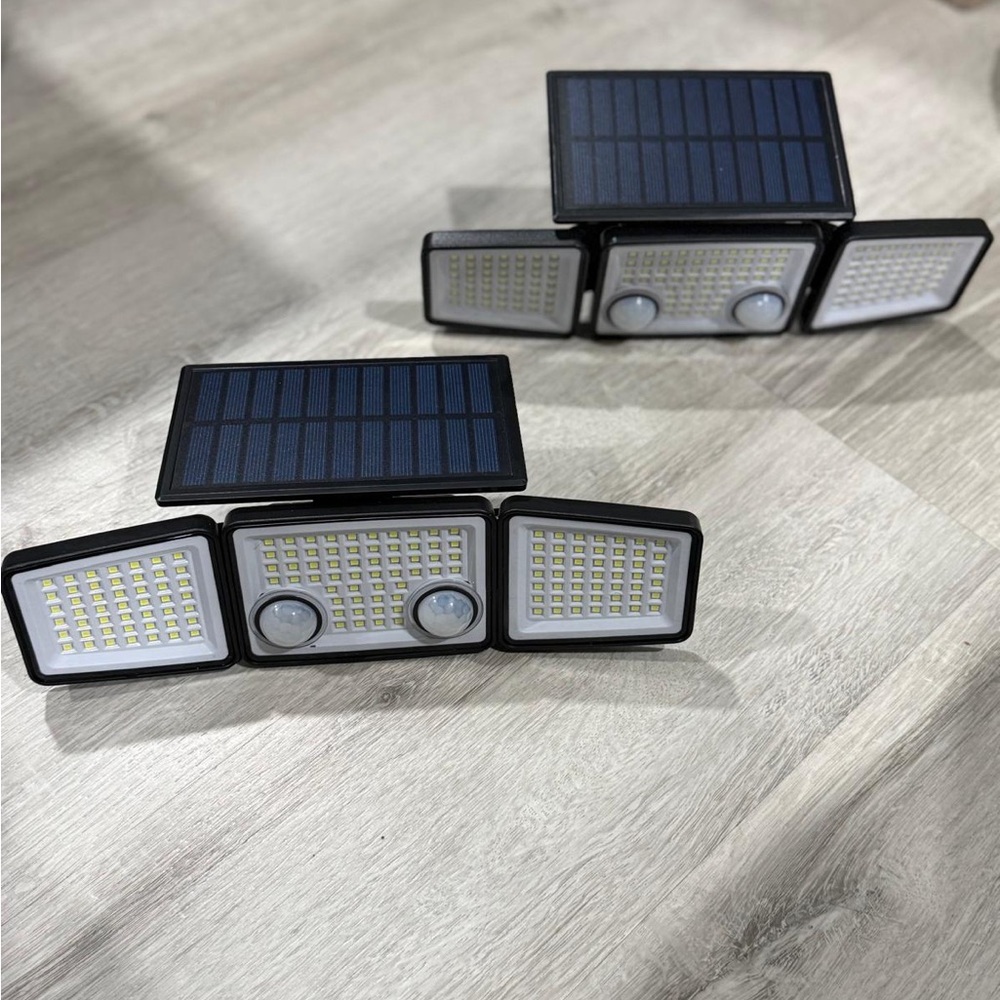 Solar-Powered LED Security Light - Picture 2 of 5